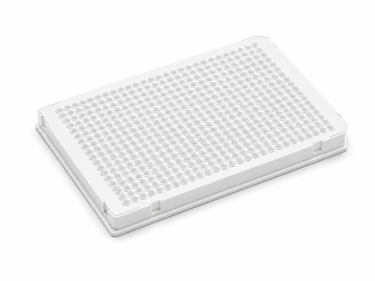 purePRIME™ 384-well, 40 µL full-skirted PCR plate with white frame, white wells, and dual-notch configuration for high-throughput PCR and qPCR workflows.